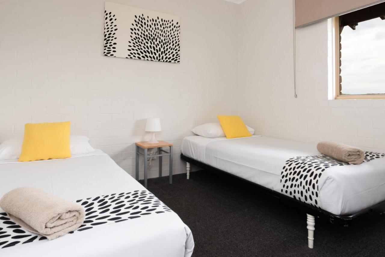 Geraldton'S Ocean West Holiday Units & Short Stay Accommodation ภายนอก รูปภาพ