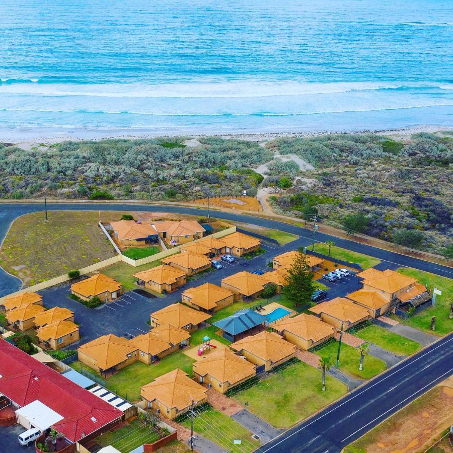 Geraldton'S Ocean West Holiday Units & Short Stay Accommodation ภายนอก รูปภาพ